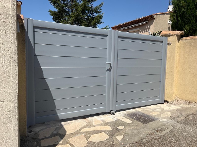 Mise en place d'un portail battant avec portillon sur Martigues