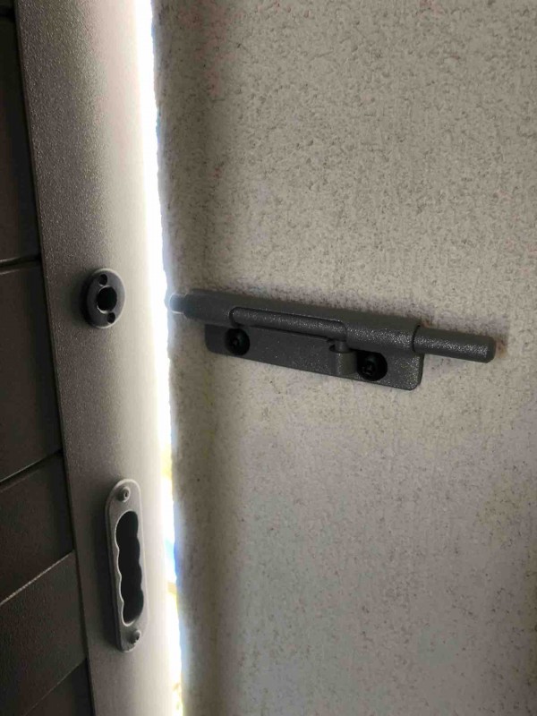  Pose de volets coulissant en aluminium  sur Martigues 