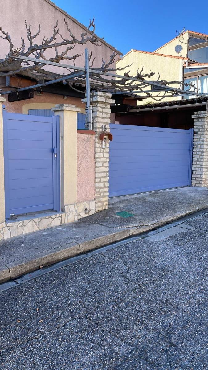 Remplacement d'un portail coulissant et d'un portillon Kostum sur Sausset-les-Pins