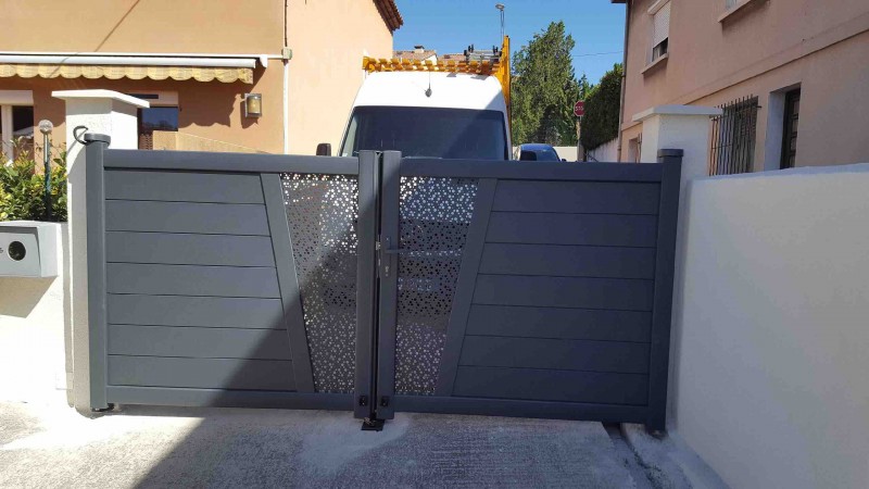 Pose d’un portail gris anthracite sur Martigues