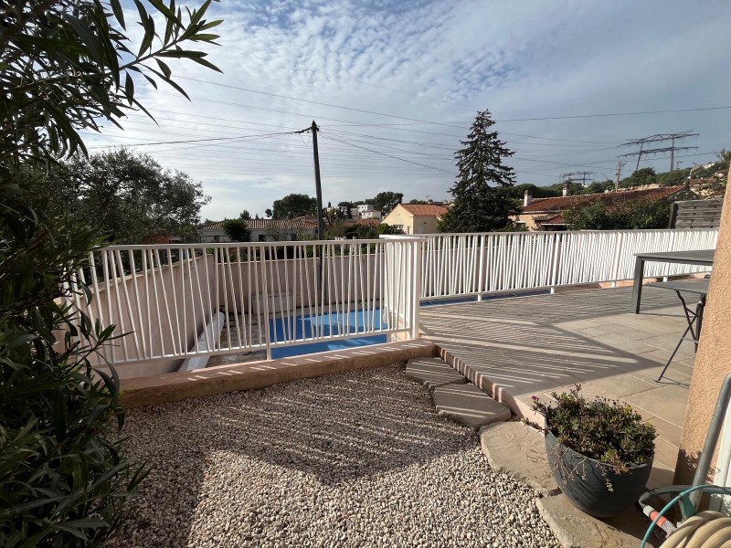 Garde corps Kostum Tevel avec portillon sur Martigues