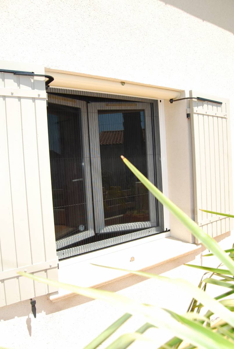 Moustiquaires plissée Finea