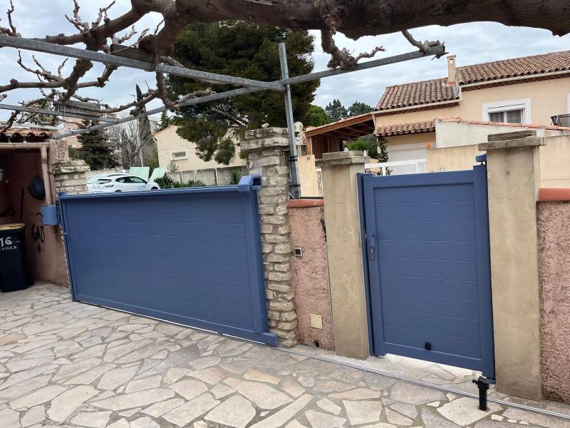 Remplacement d'un portail coulissant et d'un portillon Kostum sur Sausset-les-Pins