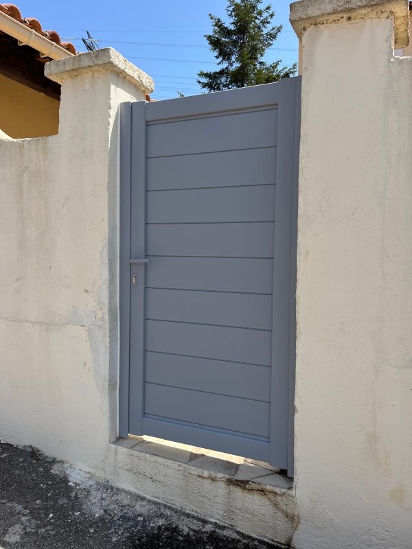 Mise en place d'un portail battant avec portillon sur Martigues
