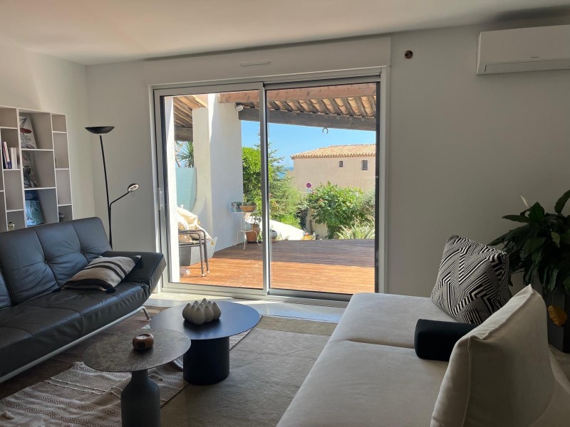 Galandage en bi-coloration avec volet intégré