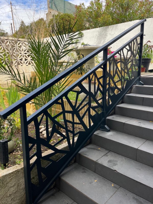 Mise en place d'une rampes d'accès gardes corps sur Martigues