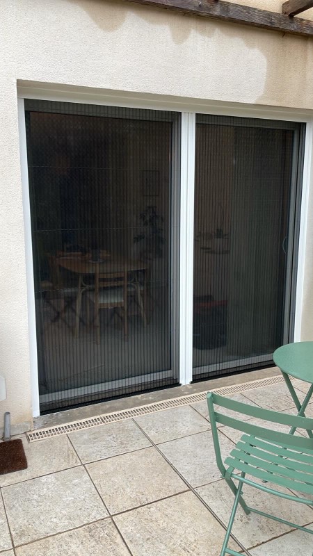 Mise en place de Moustiquaires Cosywee Plisséa sur Ventabren