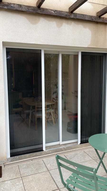 Mise en place de Moustiquaires Cosywee Plisséa sur Ventabren