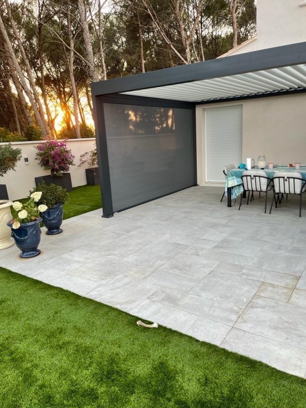 Store Zip à Vitrolles