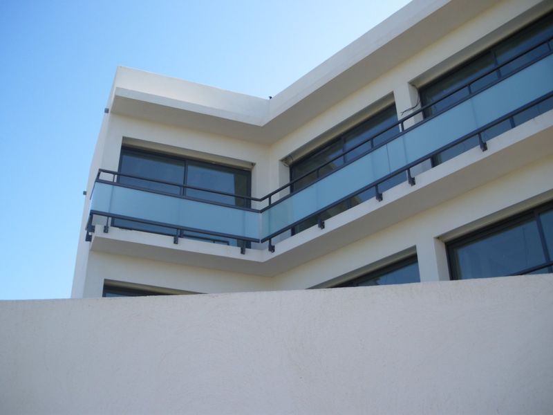 Pose et fabrication de garde-corps sur port de bouc par SMA