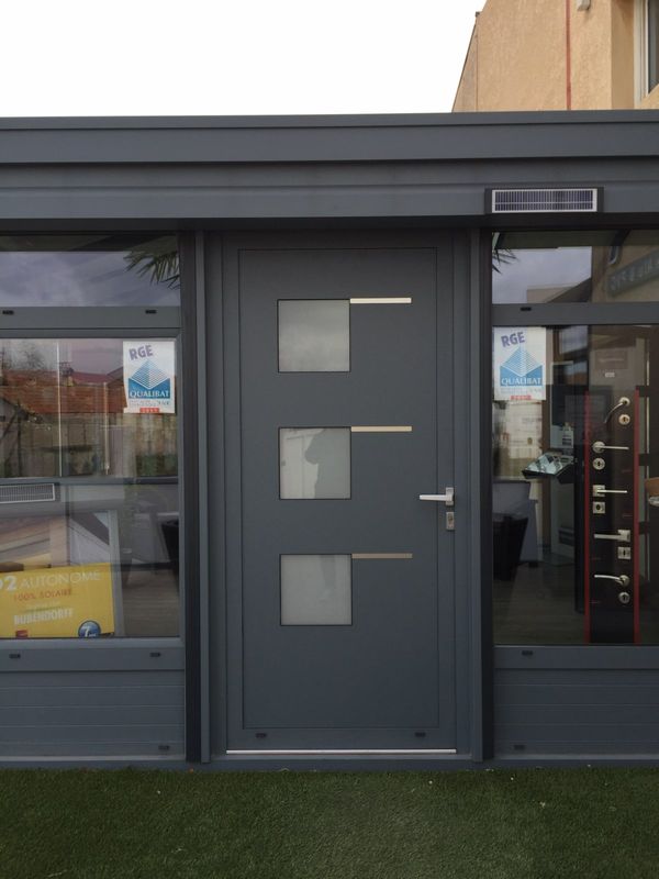 Porte vitrée à Martigues