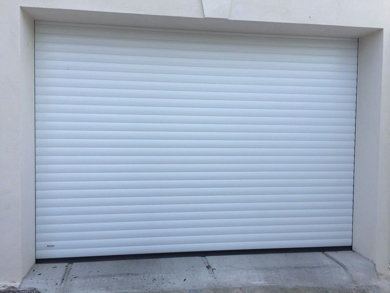 Porte de garage enroulable sur Martigues