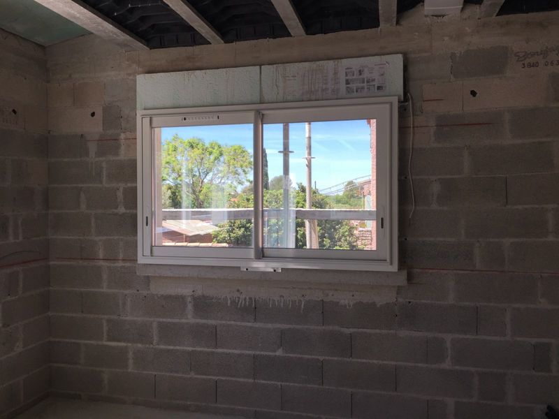 Fenêtre en ALU sur la Couronne