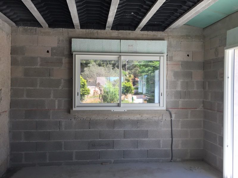 Fenêtre en ALU sur la Couronne