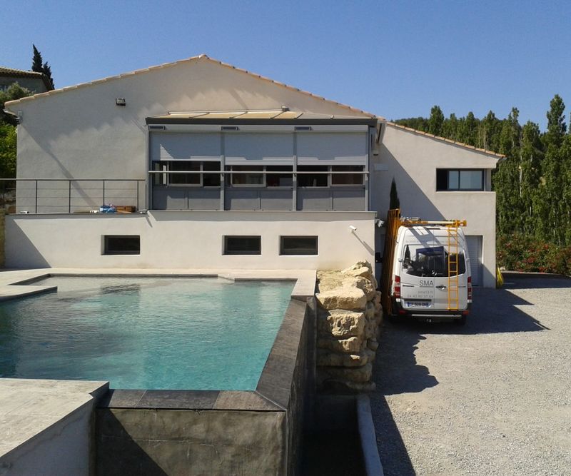 Volet roulant sur véranda à Istres