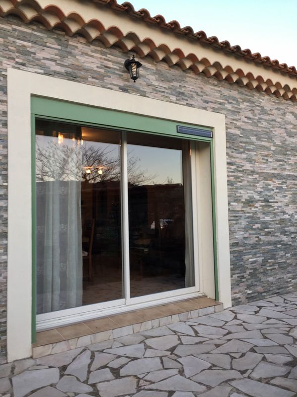 Volets roulants ID2 Autonome vert sur Martigues 