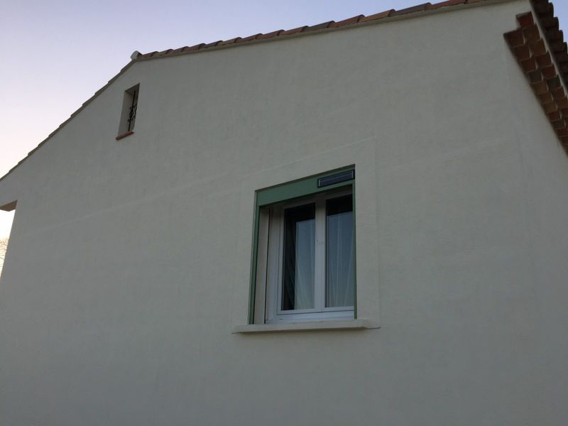 Volets roulants ID2 Autonome vert sur Martigues